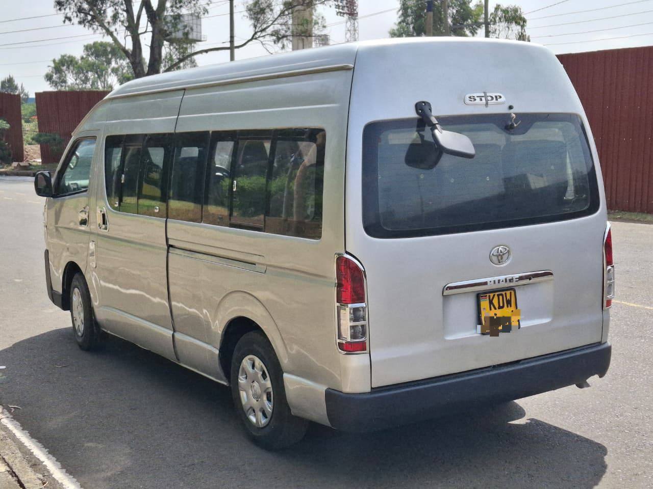 Toyota Hiace 7L High Roof