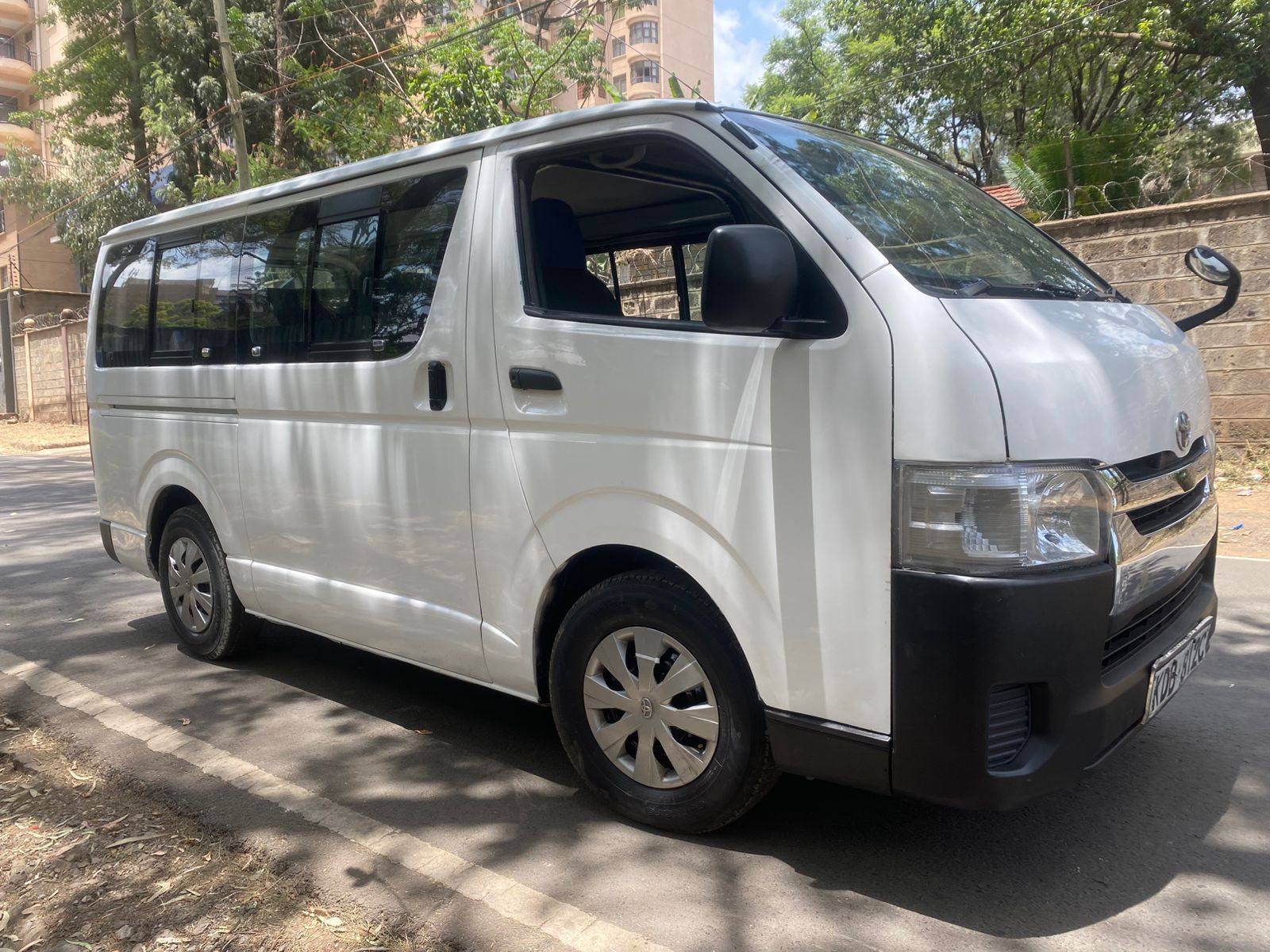 2014 Toyota Hiace 7L
