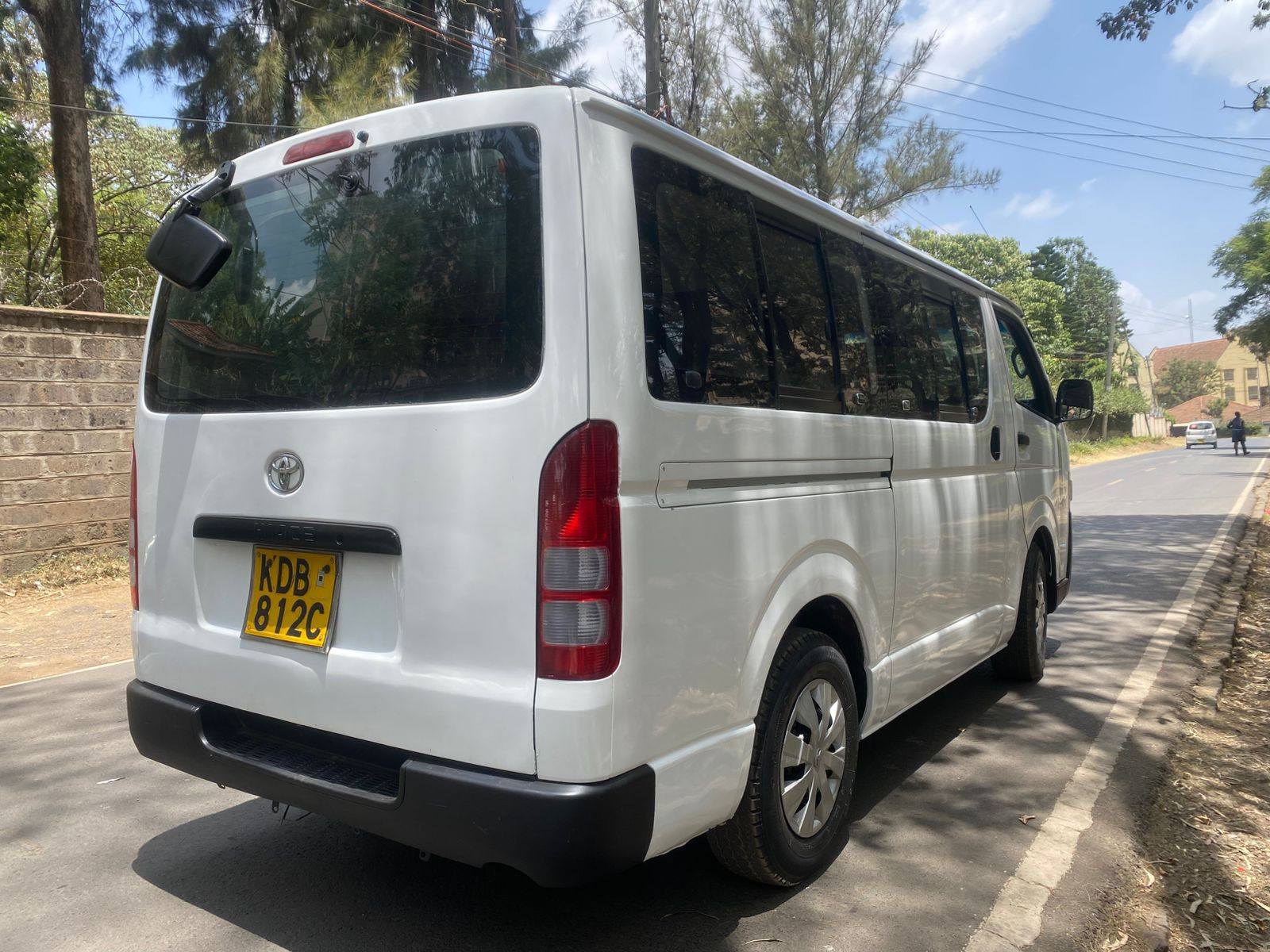 2014 Toyota Hiace 7L