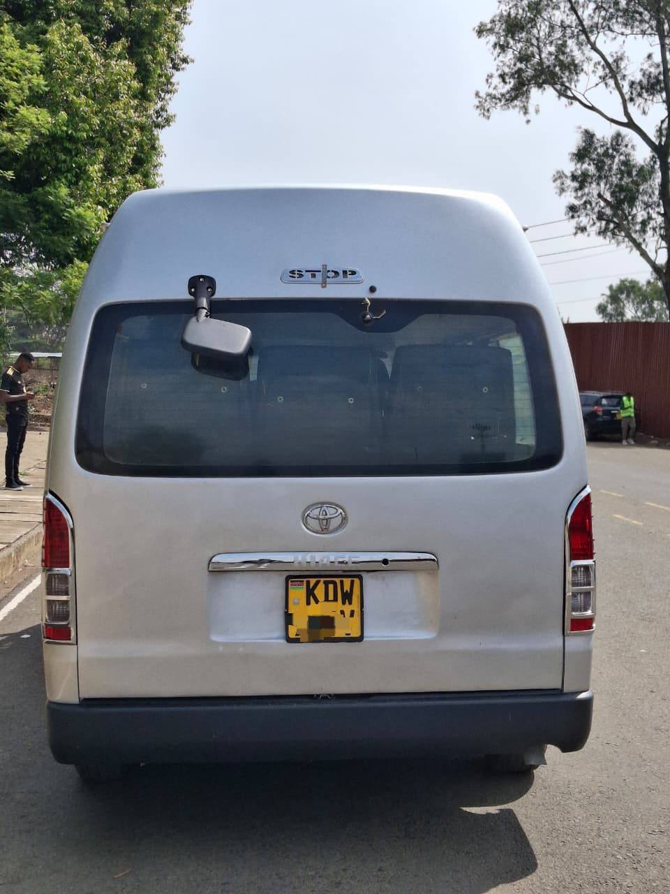 Toyota Hiace 7L High Roof