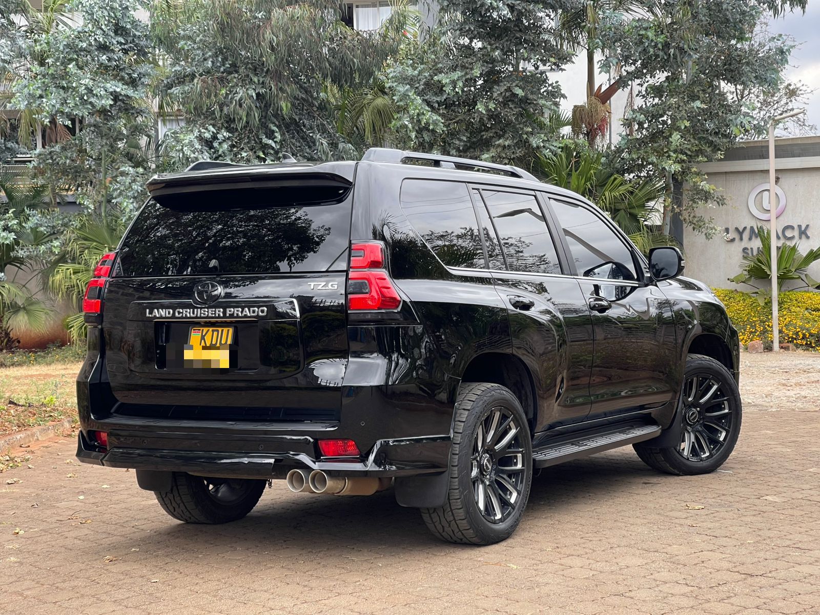 Toyota Landcruizer TZG
