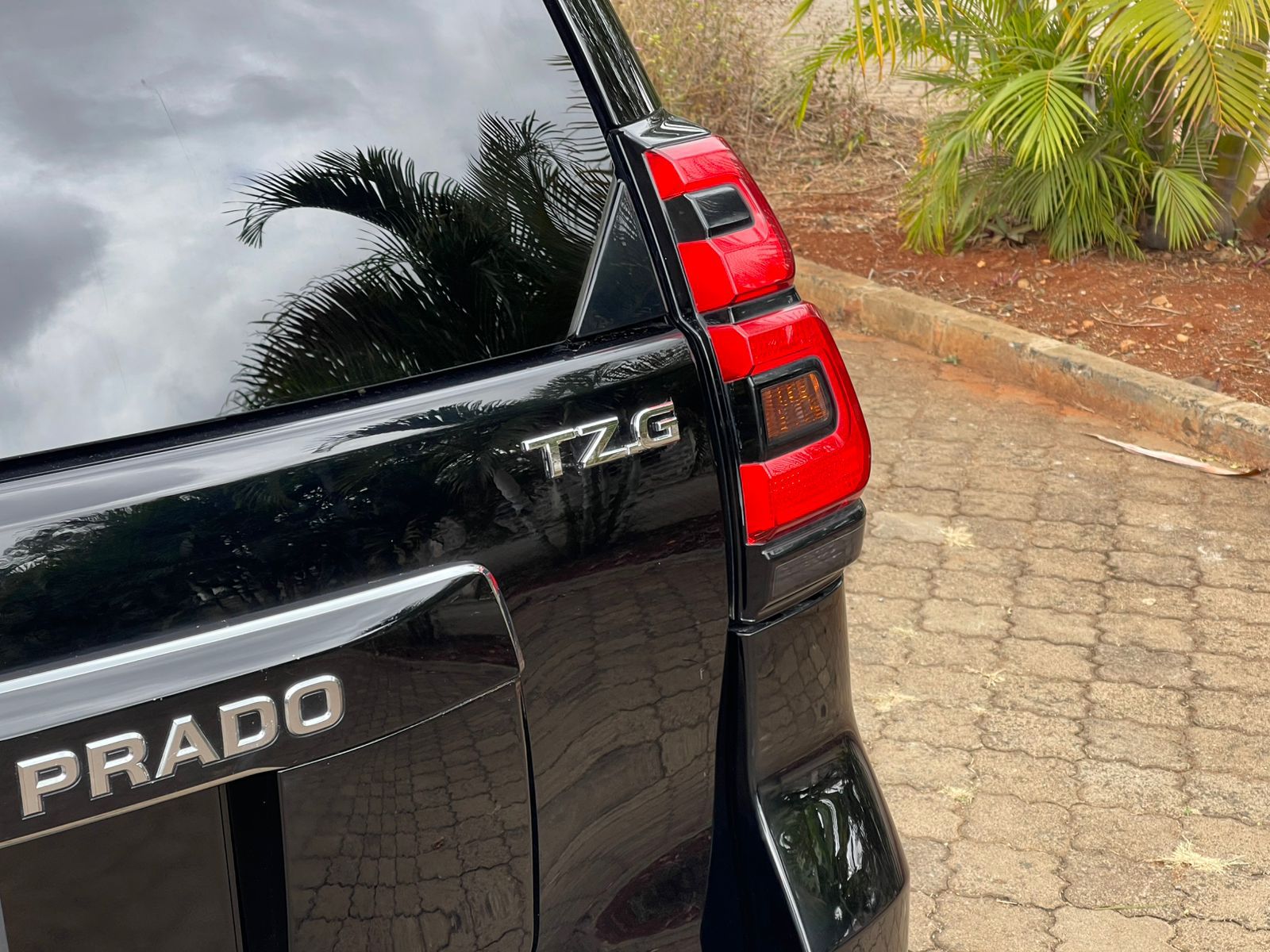 Toyota Landcruizer TZG