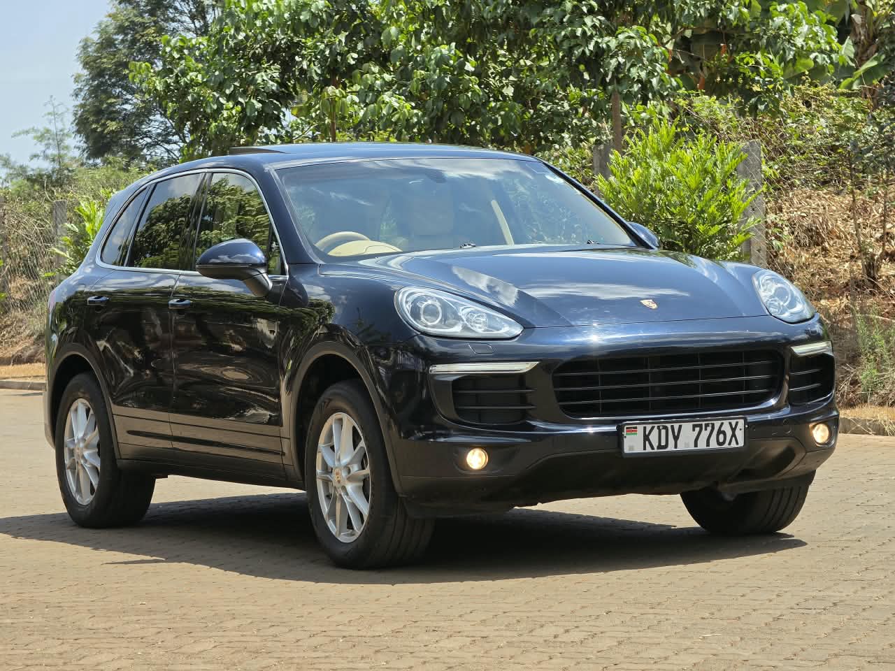 PORSCHE CAYENNE